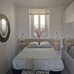 Petit Paradis - St Mandrier Village * Saint-Mandrier-sur-Mer