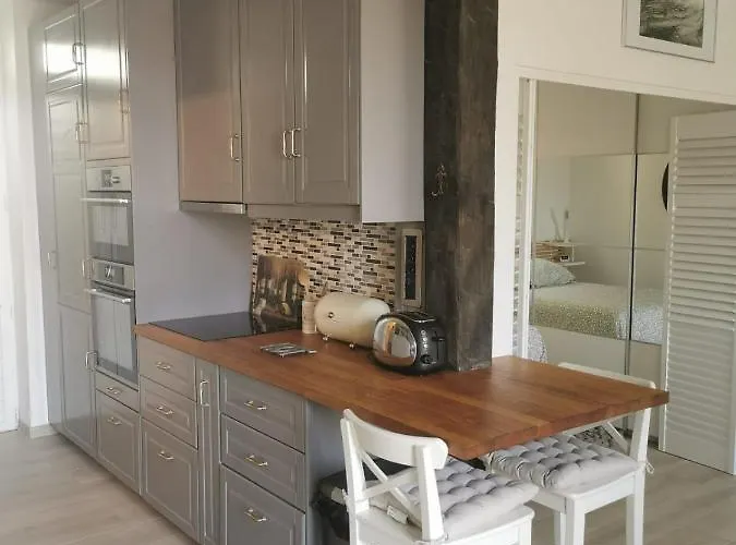 Petit Paradis - St Mandrier Village Saint-Mandrier-sur-Mer